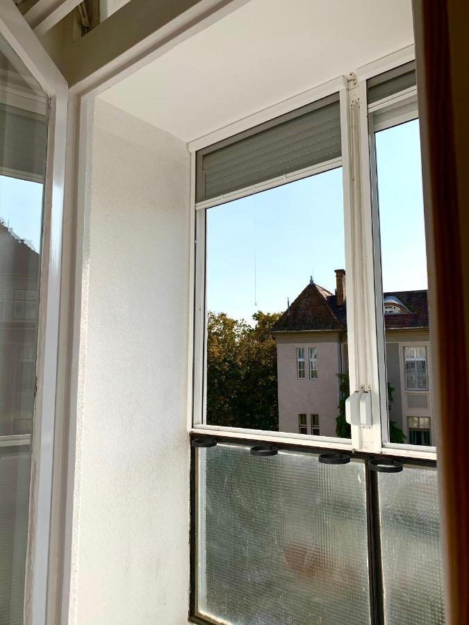 Cozy Apartment in the City Centre Next to Dóm Square Szeged Exterior foto