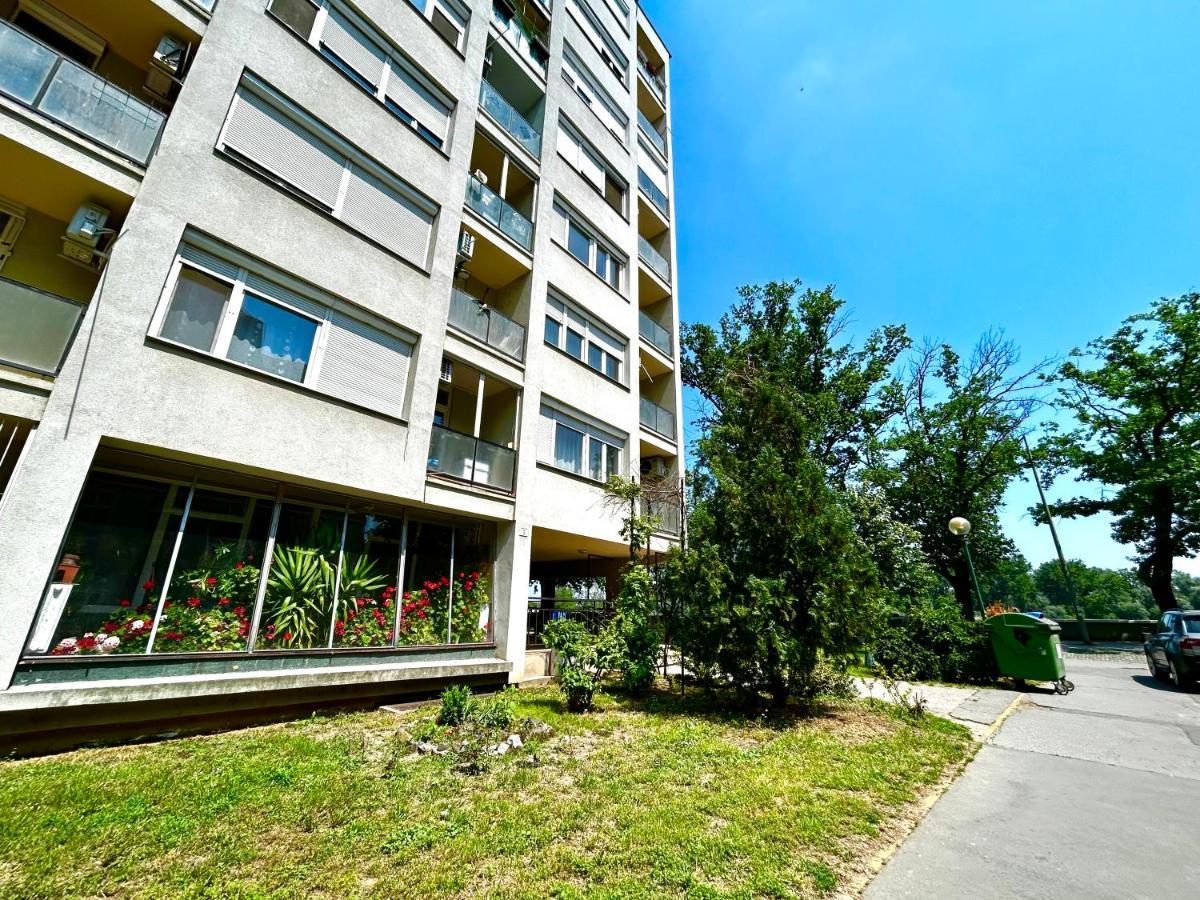 Cozy Apartment in the City Centre Next to Dóm Square Szeged Exterior foto
